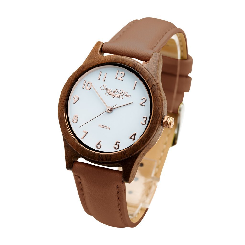 Sissy Barna fa karóra